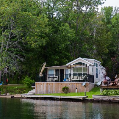 Recreational Family Cottages for Sale on the Trent Severn Waterway