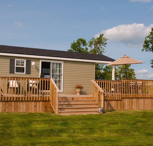 Waterfront Golf Cottages for sale with views of Rice Lake