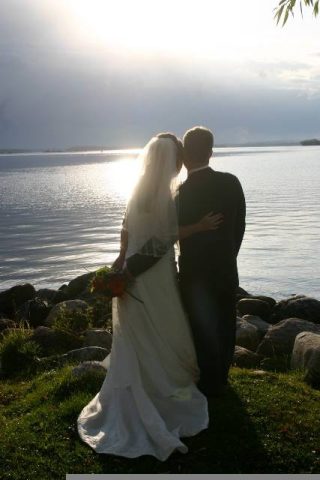 Golden Beach Resort | Romantic, Rustic Waterfront Weddings in the Kawarthas!