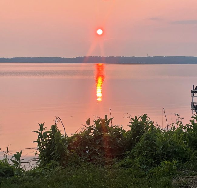Golden Beach Resort | Waterfront Cottage Resort with Marina on Rice Lake