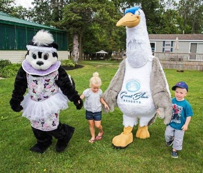 Kid Friendly Activities including Resort Mascots Guaranteed to Please the Junior Resort Cottage Owners