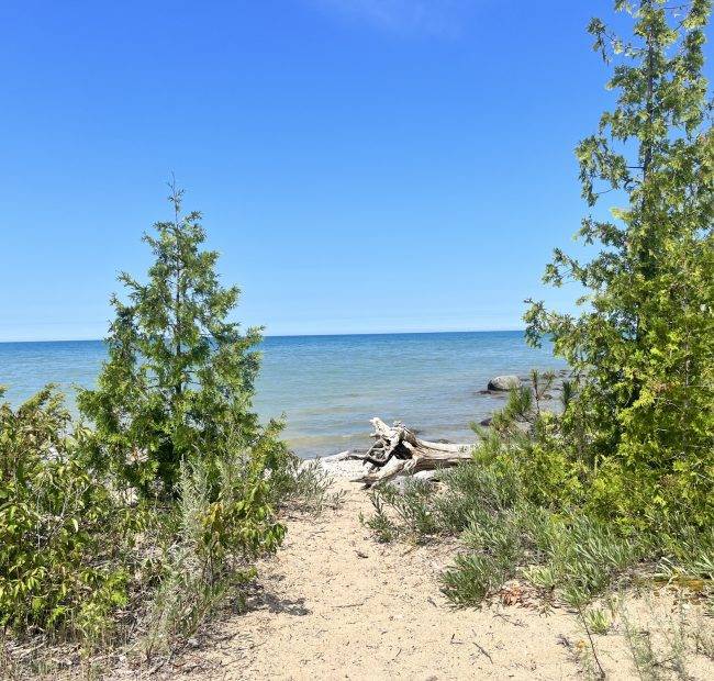 Port Elgin Estates & Resort is Located near many amenities, attractions and parks including MacGregor Provincial Park