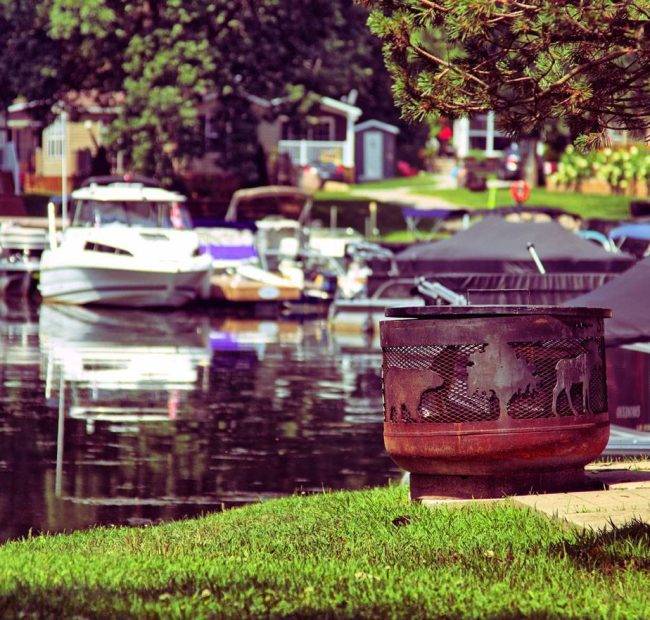 Shamrock Bay Resort | Lakefront Resort Cottages for Sale in Muskoka