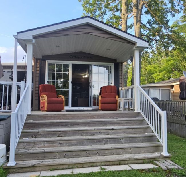 30 Riverside Village