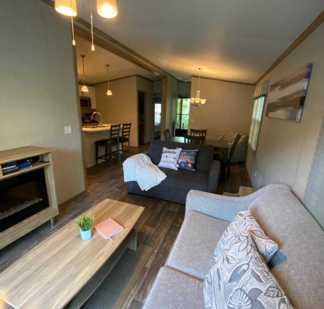 10 Morrison Creek