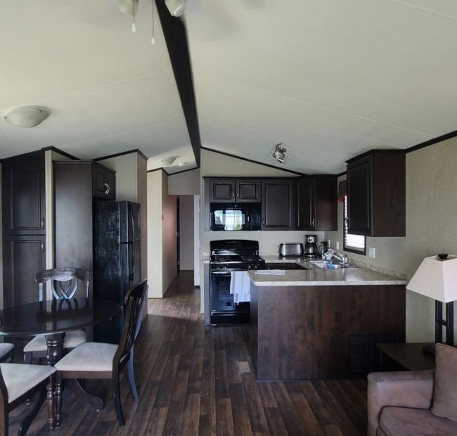 Kitchen Dining Area