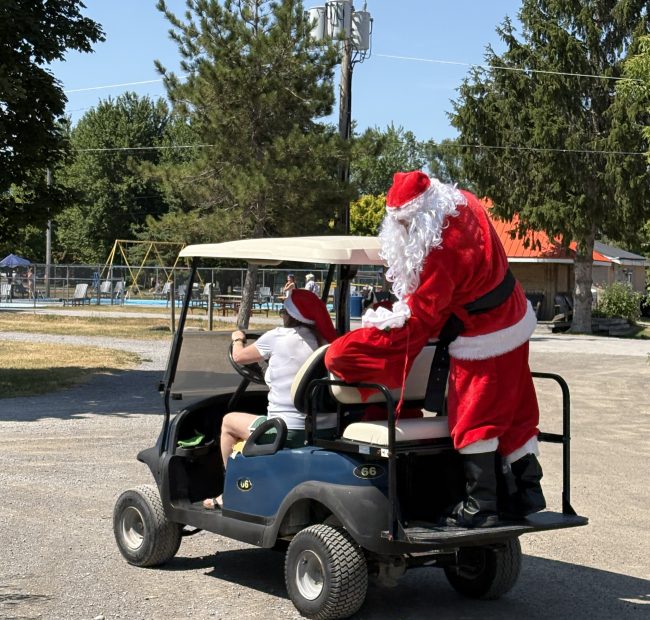 Golden-Santa-Christmas