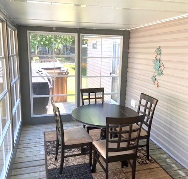 45 Forest Grove Lane