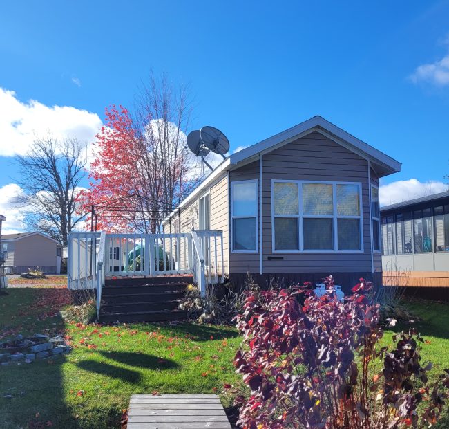 7 Cedar Point Crescent