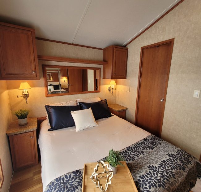 7 Cedar Point Crescent