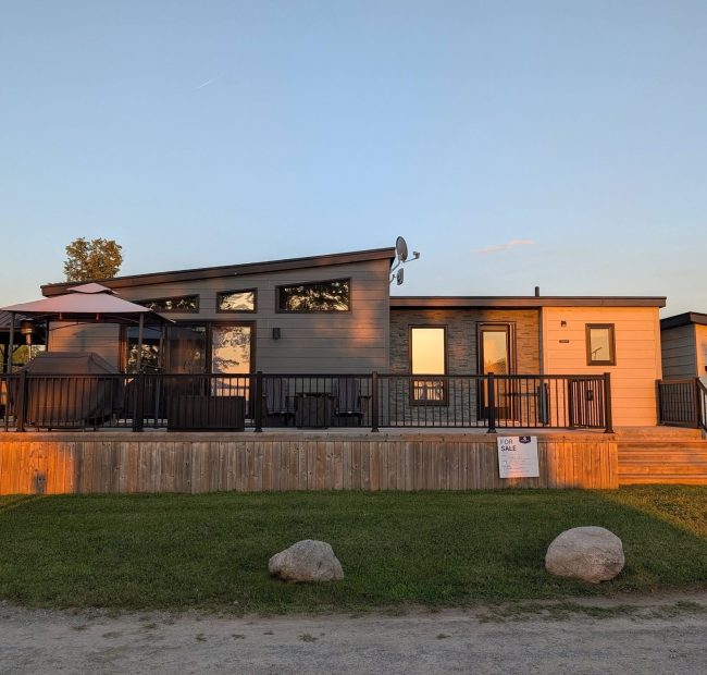 4W Sunset Bay Road at Golden Beach Resort