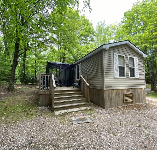 427 Fawn Crescent