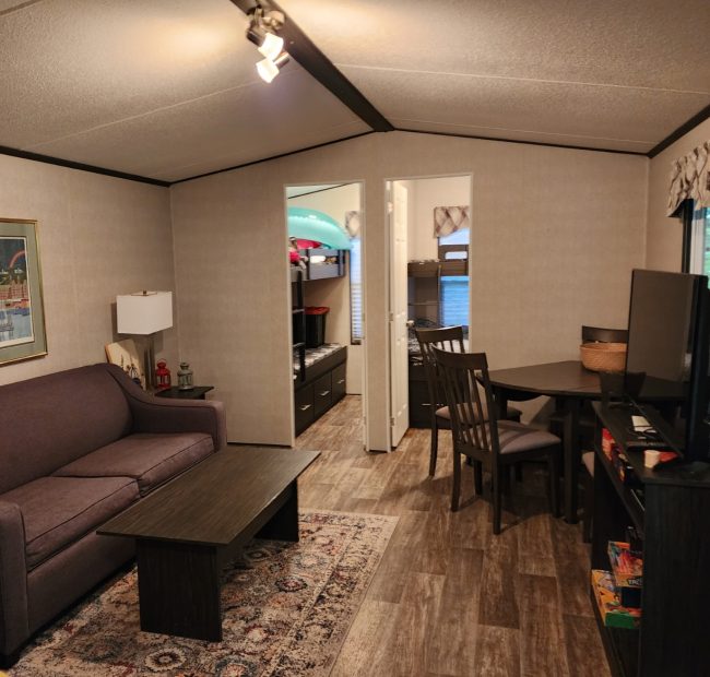 415 Fawn Crescent