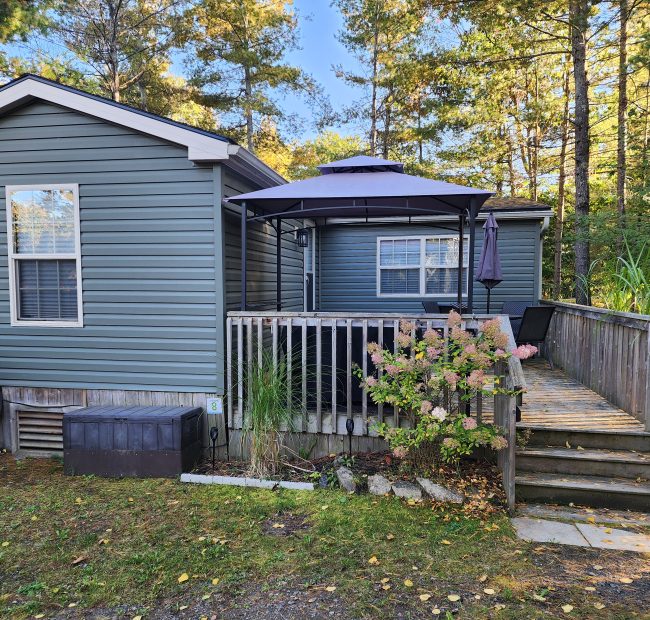 8 Maple Ridge
